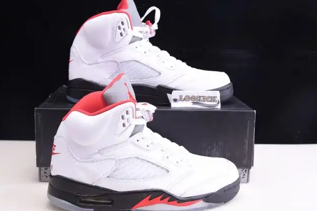 HYPE Retro Fire 5 Red (2020) Tongue Silver Air DA1911-102 Jordan 0412